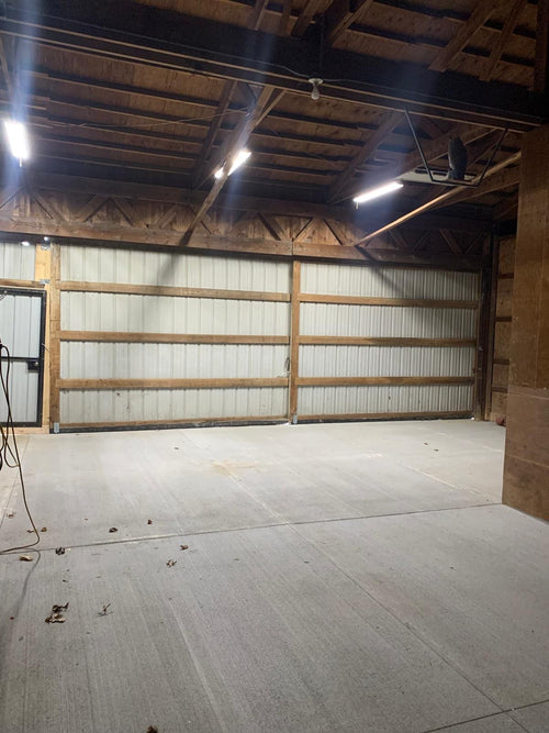 T-HANGAR CONDO AT WADSWORTH (15G)