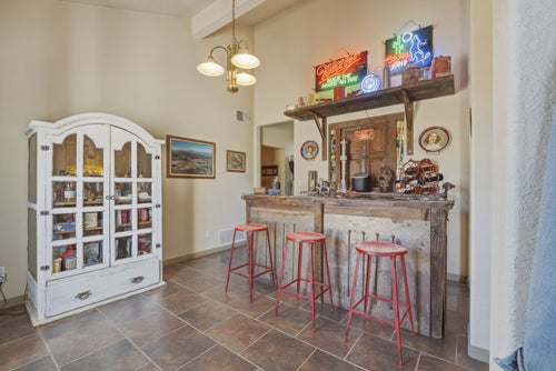 AVIATOR'S DREAM HOME IN NEW MEXICO!