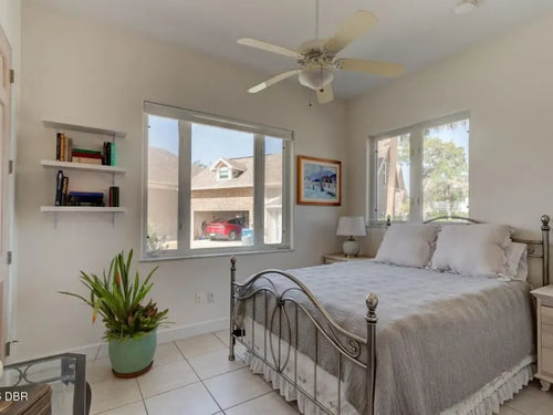 LUXURY AIRPARK ESTATE | PRIVATE HANGAR | PILOT APARTMENT | RUNWAY FRONTAGE