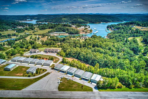 A PILOT'S DREAM! LARGE HANGAR & BEAUTIFUL HOME