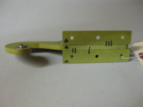 41610-008 GEAR DOOR HINGE