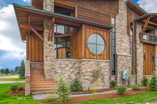 LUXURY HANGAR HOME FOR SALE