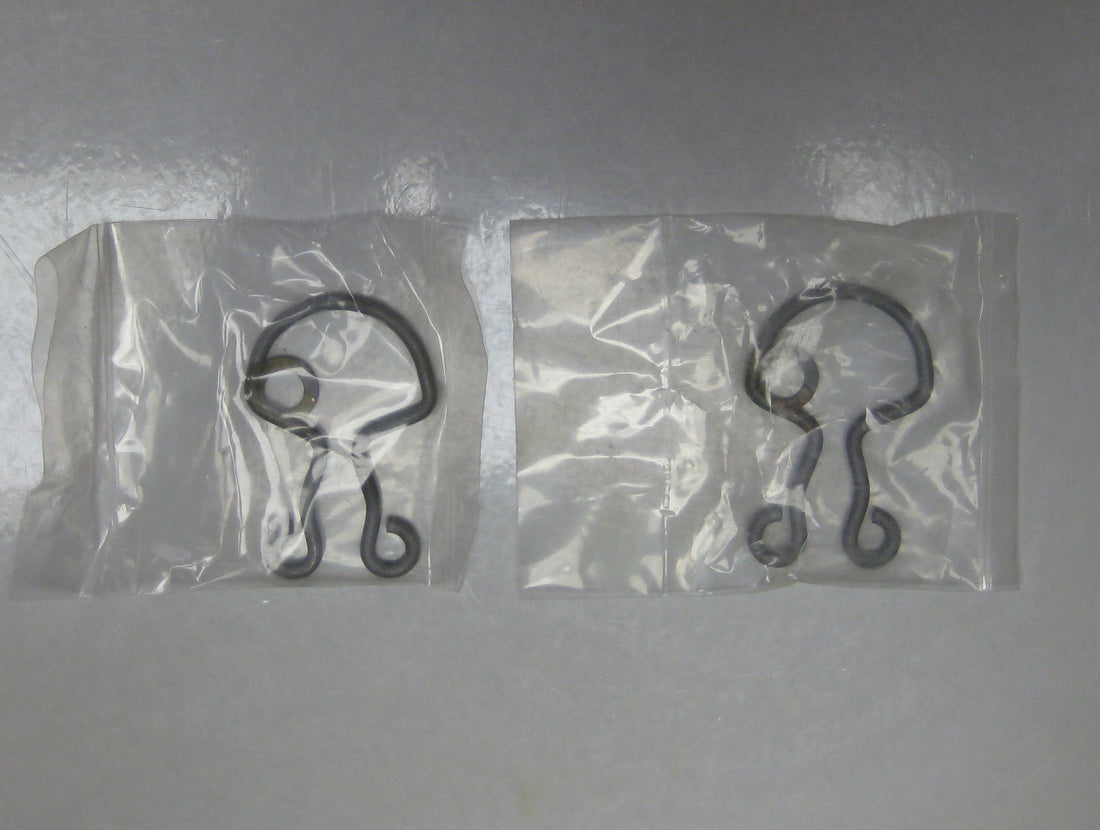 5905973-2 SPRING CLIP