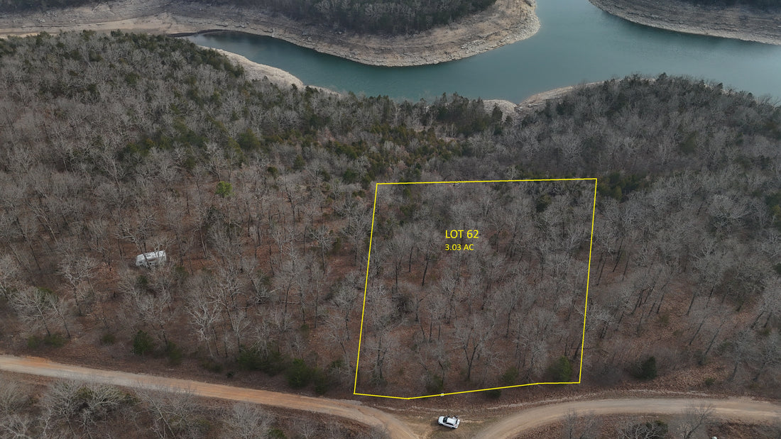 WEBB’S LANDING PRIVATE GRASS AIRSTRIP COMMUNITY ON BULL SHOALS LAKE!