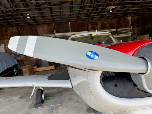 2-BL. PROP  • HCC2YK-1BF 320H+SPINNER,BACKPLATE FROM COMANCHE260. PICS