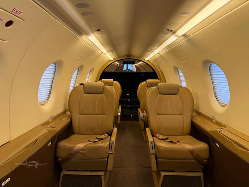 1999 Pilatus PC-12/45 N242JH | Garmin GTN 750 and GTN 650 | 466-Hour PT6A-67B, MT 7-Blade Prop, FIKI