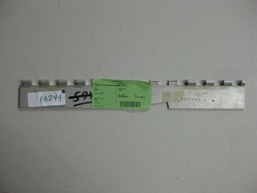 0811010-3 HINGE