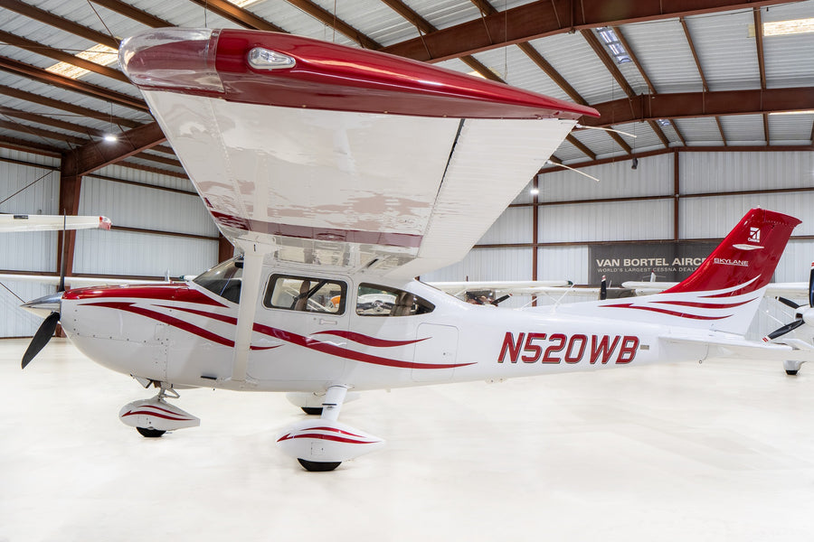 2008 Cessna 182T Skylane N520WB | Garmin G1000 NXi, GFC700 | Active Traffic, Synthetic Vision, Flight Stream 510