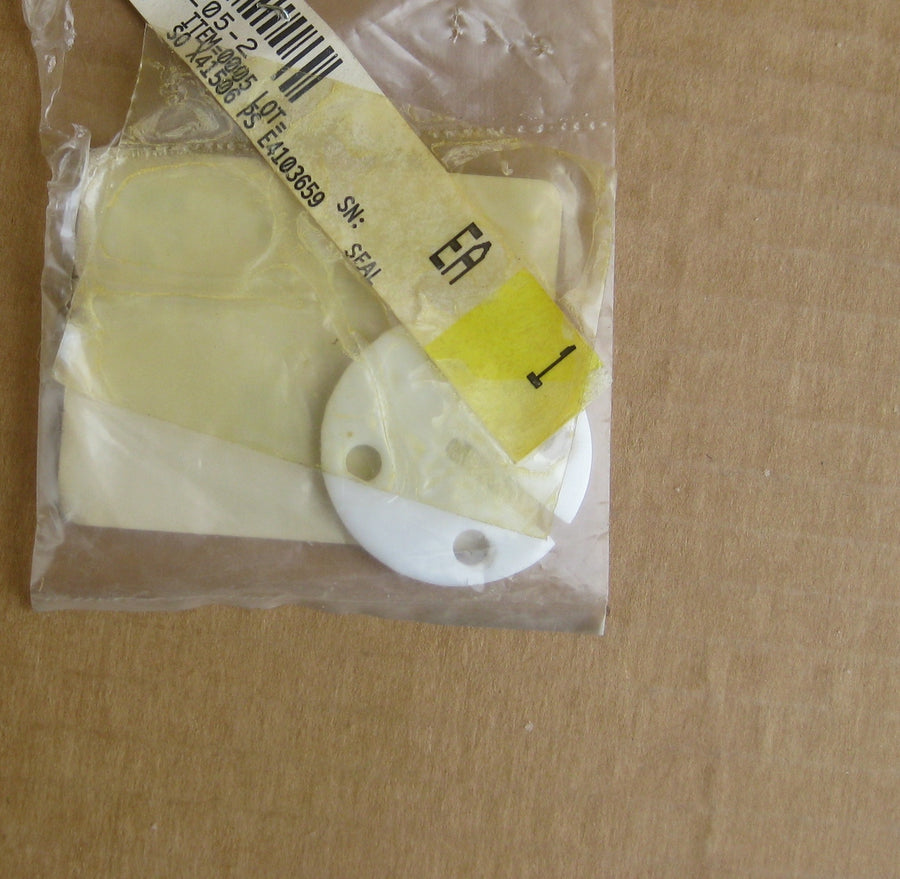 5115205-2 SEAL PLATE