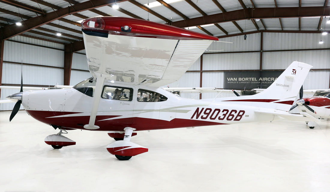 2010 CESSNA 182T SKYLANE N9036B | GARMIN G1000, GFC 700 | SVT, ADS-B IN/OUT, SIRIUSXM WEATHER