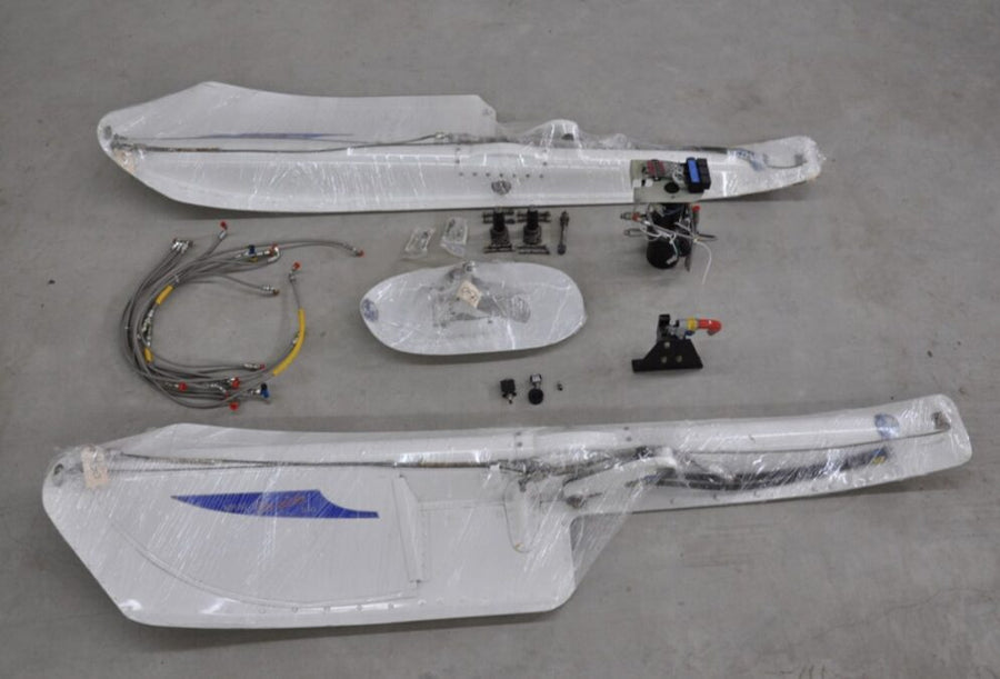 FLUIDYNE WHEEL SKIS