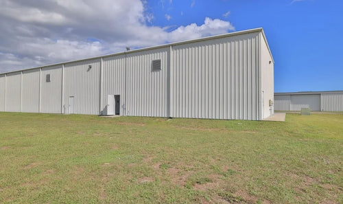 3,000 SF Aircraft Hangar | 59' Hydraulic Door | 200-Amp Power | Ormond Beach Airport, Florida