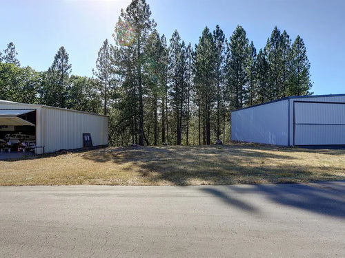 NorCal 1-Acre Aviation Parcel | Space for 50' x 50' Hangar | Alta Sierra Skypark | Grass Valley, California