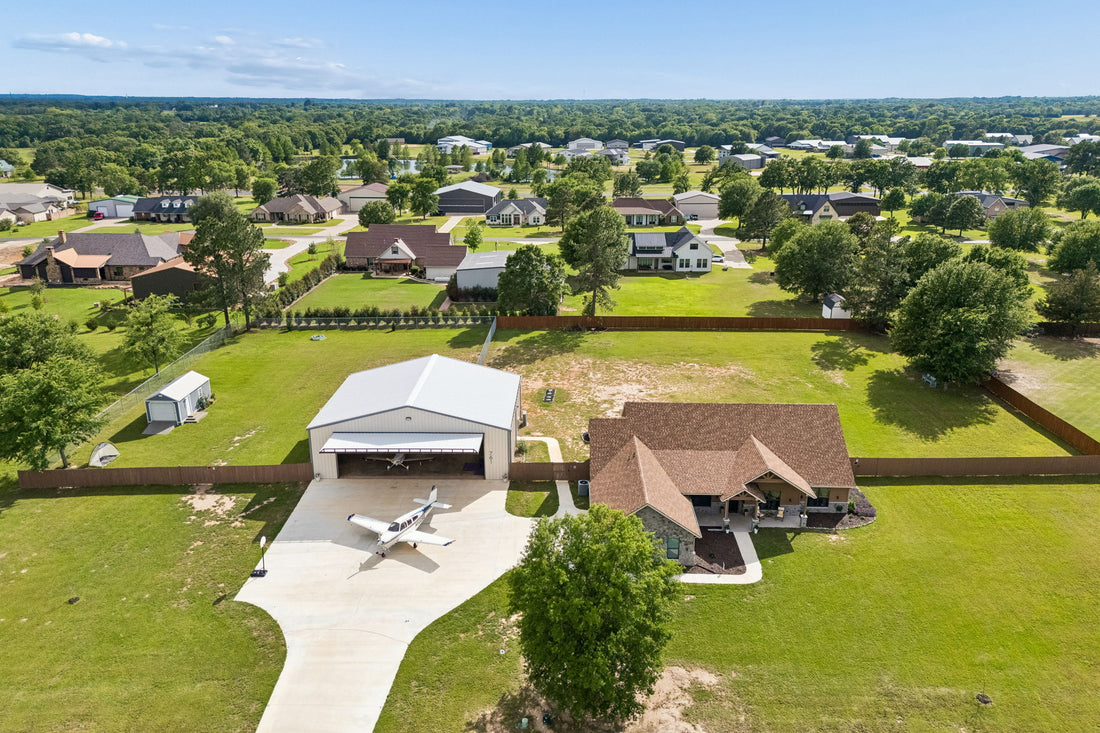 761 PRIVATE ROAD 7005 - TAILWIND AIRPARK AT THOMPSON FIELD (1TA7)