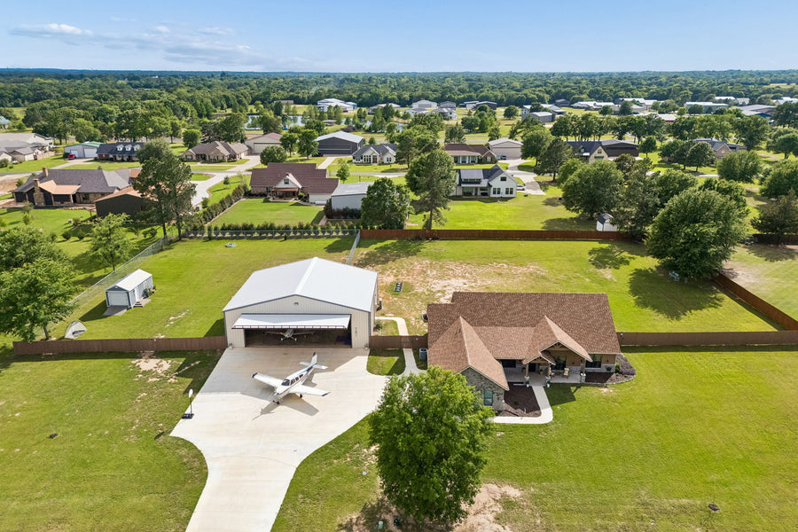 761 PRIVATE ROAD 7005 - TAILWIND AIRPARK AT THOMPSON FIELD (1TA7)