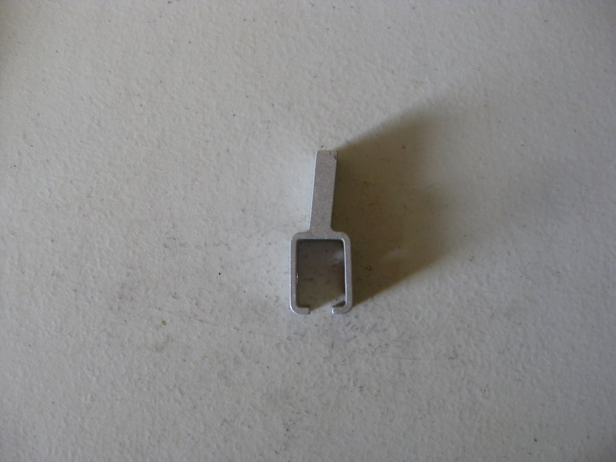 1414104-42 SEAT ROLLER HOUSING