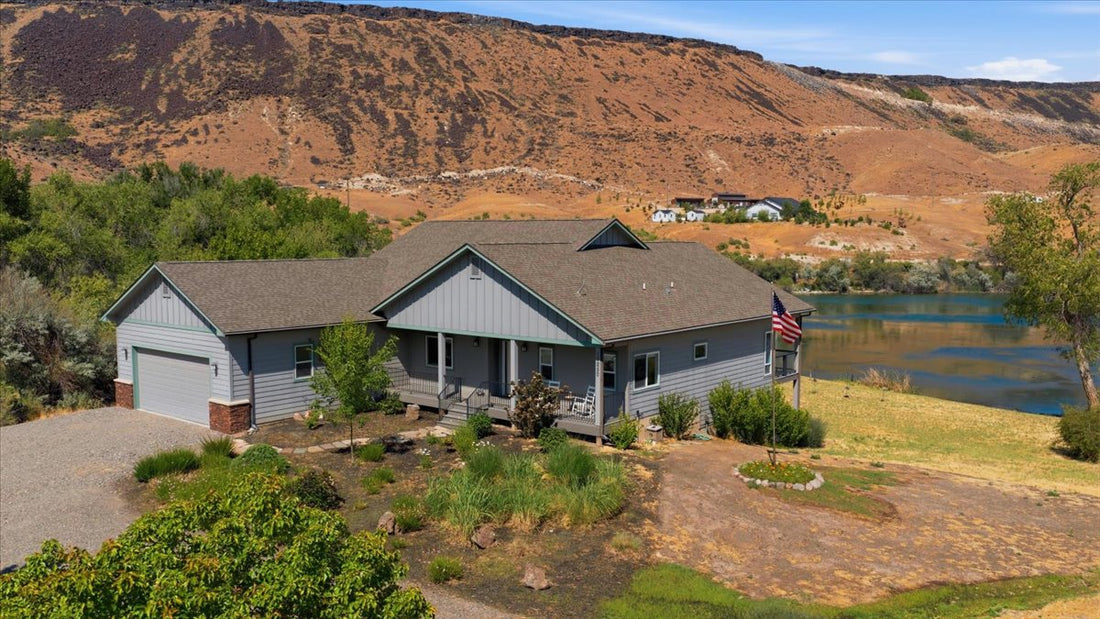 RIVERFRONT HOME WITH HANGER ON PRIVATE LANDING STRIP