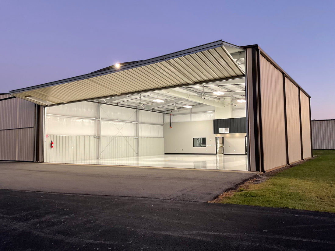 NASHVILLE TN. LUXURIOUS EXECUTIVE HANGARS FOR SALE.