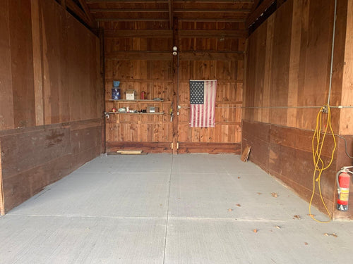 T-HANGAR CONDO AT WADSWORTH (15G)