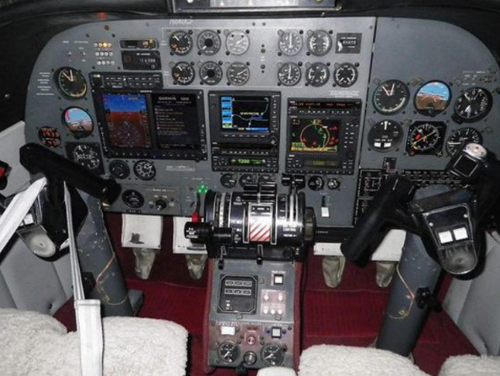 1980 COMMANDER 840