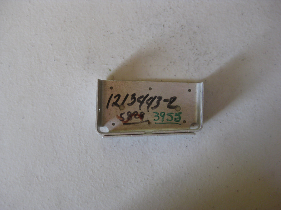 1213443-2 BRACKET, RH