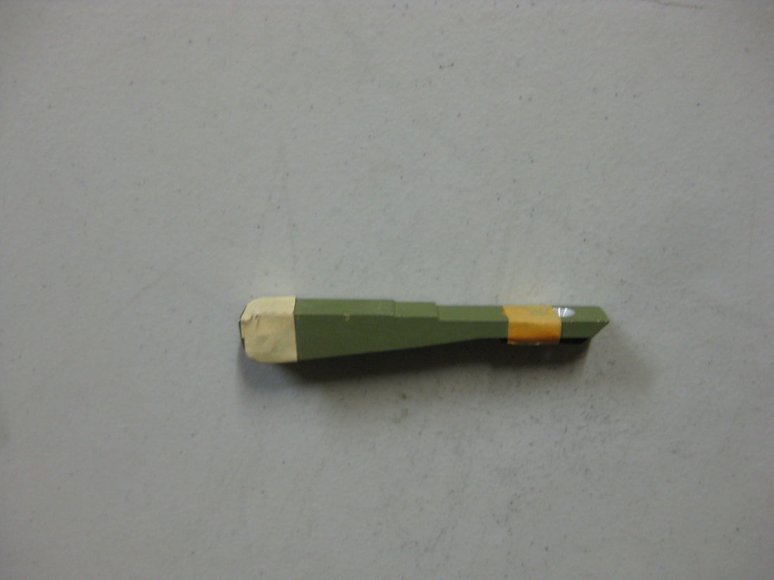 0851793-43 HINGE STRAP, LH
