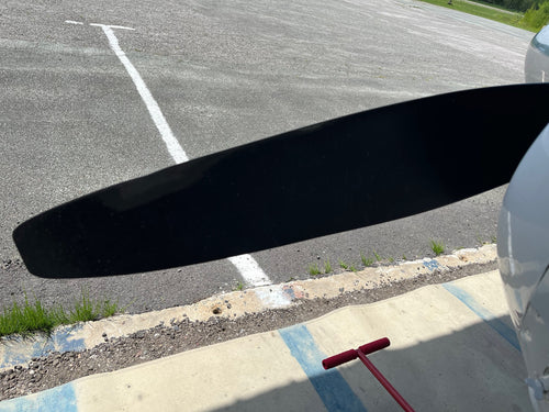 2-BL. PROP  • HCC2YK-1BF 320H+SPINNER,BACKPLATE FROM COMANCHE260. PICS