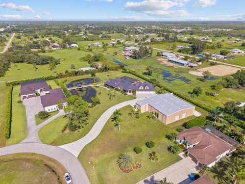 AIRPARK LUXURY LIVING –