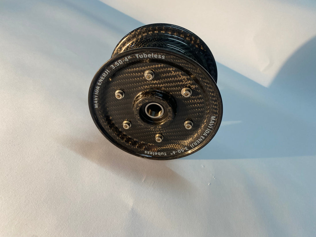 CARBON FIBER NOSE WHEEL 3.50-4"
