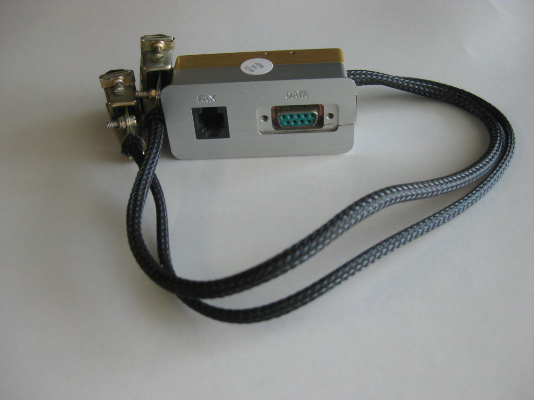 101001-221 FAX / DATA PORT